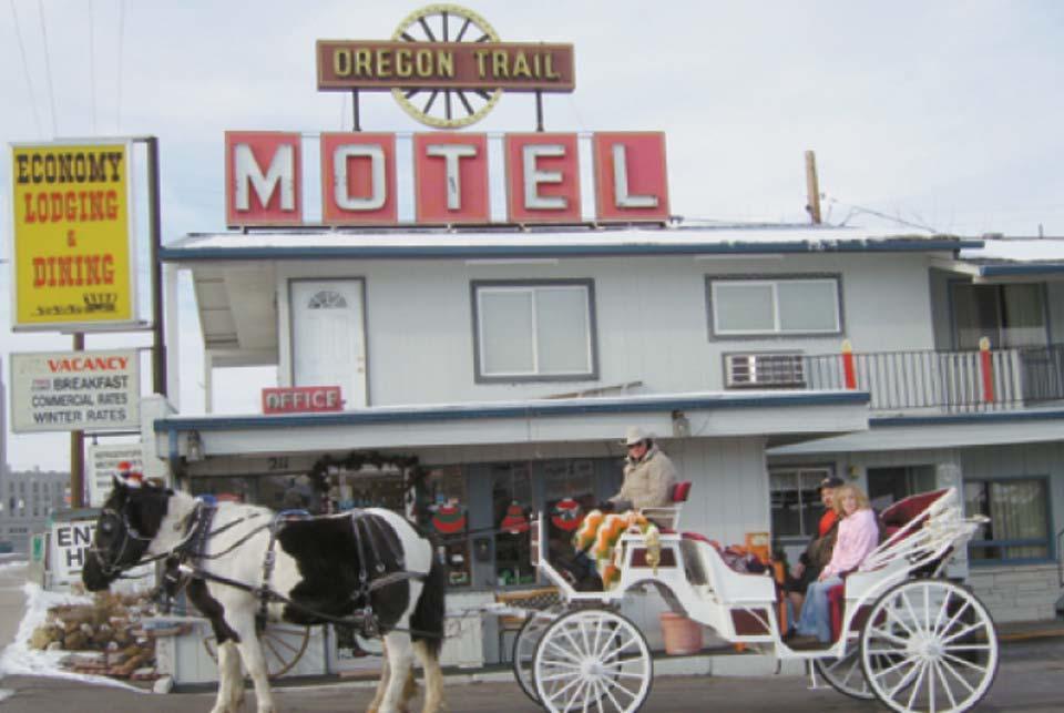 Oregon Trail Motel And Restaurant Бейкър Сити Екстериор снимка